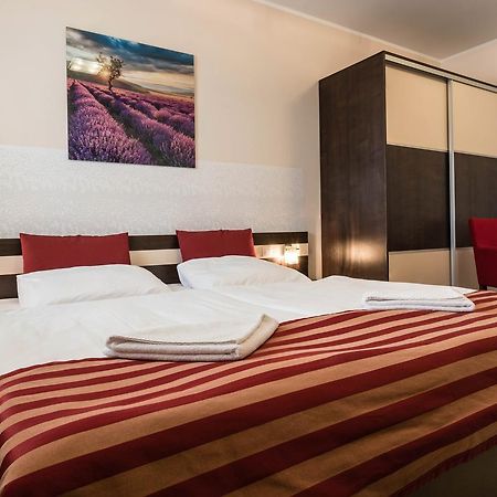 Apartman Mirka - Hotel Luka Bešeňová Dış mekan fotoğraf