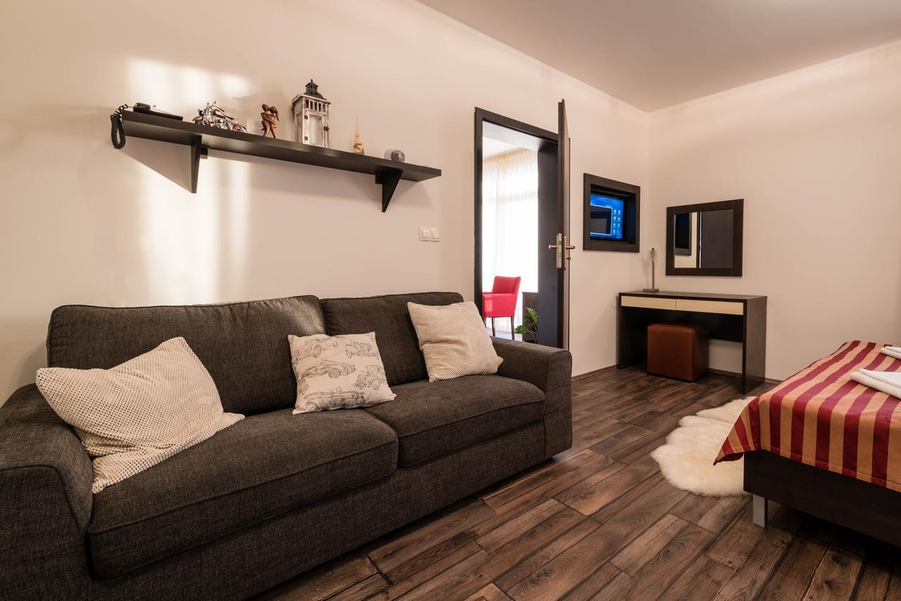 Apartman Mirka - Hotel Luka Bešeňová Dış mekan fotoğraf