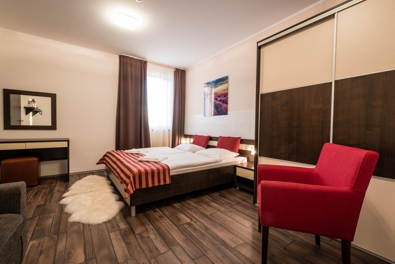 Apartman Mirka - Hotel Luka Bešeňová Dış mekan fotoğraf