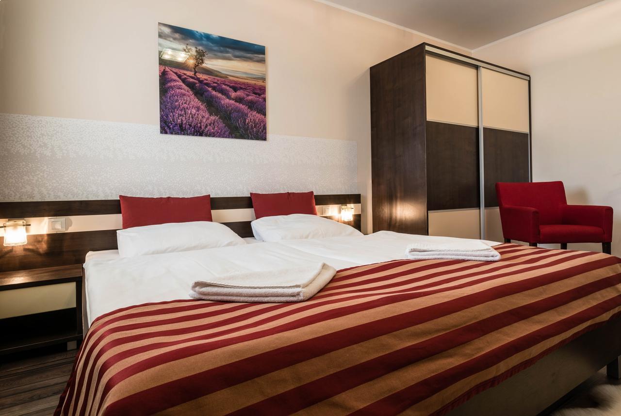 Apartman Mirka - Hotel Luka Bešeňová Dış mekan fotoğraf